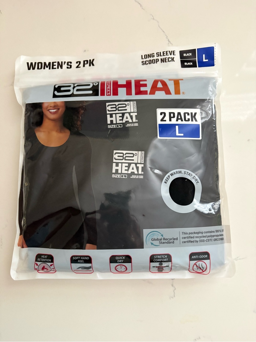 32 Degrees Women’s Long Sleeve Scoop Neck Thermal Top - Black (2 Pack)